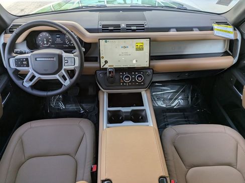 New 2026 Land Rover Defender 110 X-Dynamic SE image 17