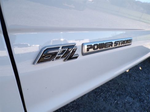 Used 2020 Ford F350 Lariat w/ Lariat Ultimate Package image 19