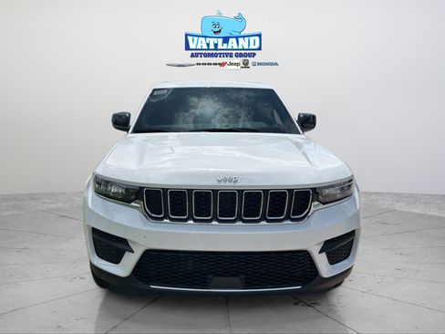 New 2026 Jeep Grand Cherokee Laredo X RWD image 21