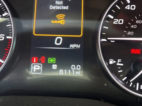 Certified 2025 Subaru Ascent Bronze Edition AWD/4WD image 13