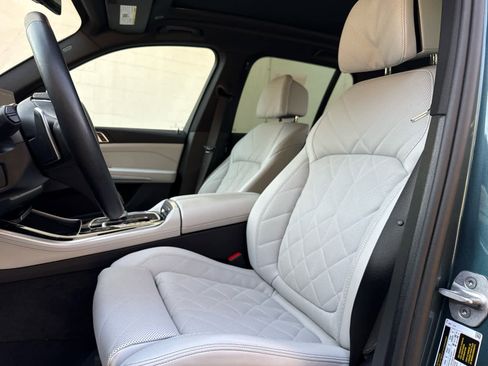 Certified 2026 BMW X5 xDrive40i image 11