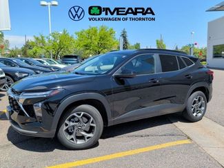 Used 2024 Chevrolet Trax LT w/ Driver Confidence Package FWD video 2