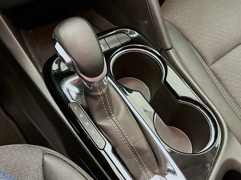 Used 2025 Buick Encore GX Preferred image 24