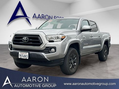 Used 2021 Toyota Tacoma SR5 RWD image 1