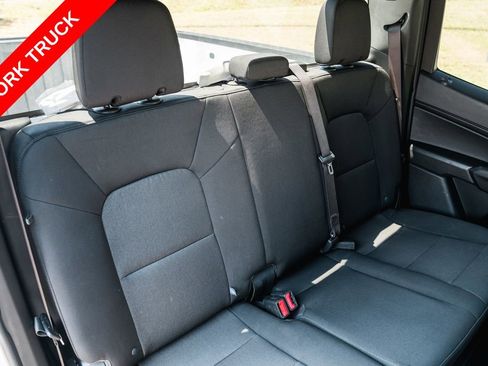 Used 2023 Chevrolet Colorado W/T RWD image 27