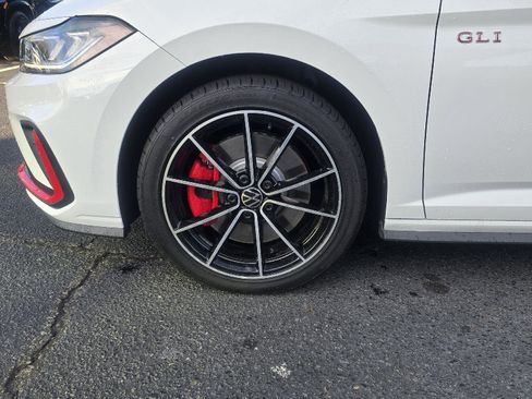 Used 2025 Volkswagen Jetta GLI Autobahn image 11