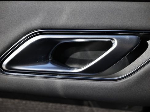 New 2026 Land Rover Range Rover Velar Dynamic SE image 21