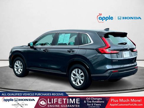 Used 2023 Honda CR-V LX image 4