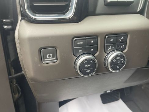 Used 2024 GMC Sierra 1500 Denali w/ Denali Reserve Package image 22