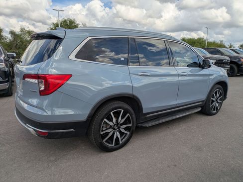 Used 2022 Honda Pilot Touring image 3