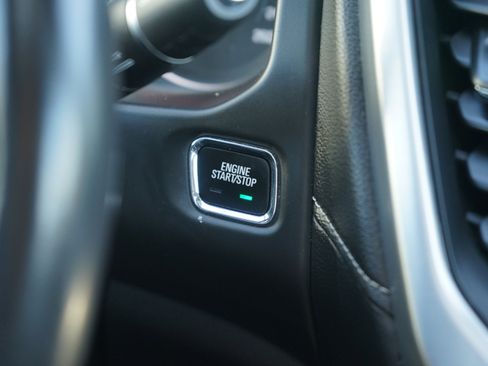 Used 2019 GMC Acadia SLE image 26