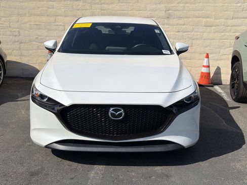 Used 2019 MAZDA MAZDA3 AWD Hatchback w/ Preferred Pkg image 2