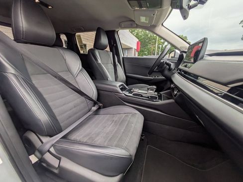 Used 2025 Mitsubishi Outlander SE AWD/4WD image 31