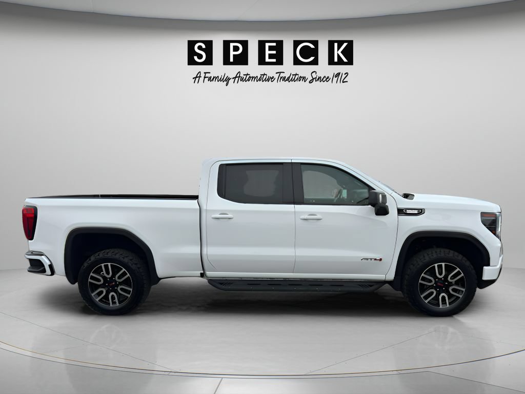 Used 2025 GMC Sierra 1500 AT4 w/ AT4 Premium Package AWD/4WD image 6
