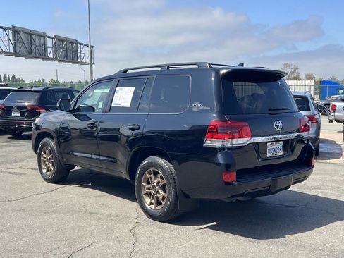 Used 2021 Toyota Land Cruiser Heritage Edition AWD/4WD image 3