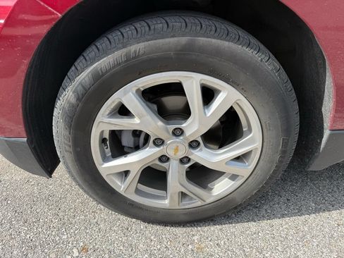 Used 2019 Chevrolet Equinox LT FWD image 5