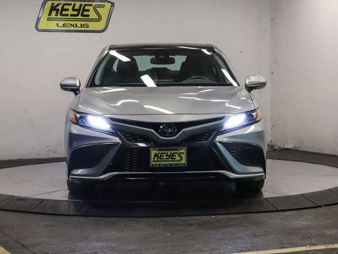 Used 2024 Toyota Camry XSE FWD image 6