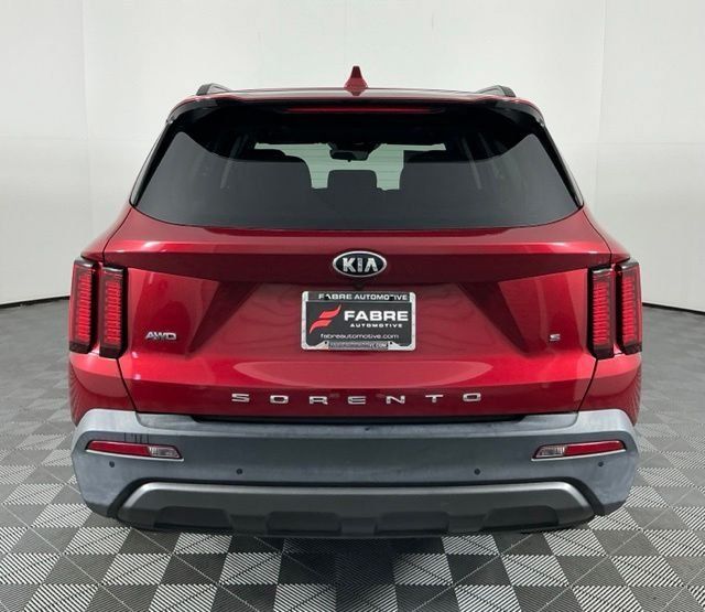 Used 2021 Kia Sorento S w/ Panoramic Sunroof Package AWD/4WD image 6