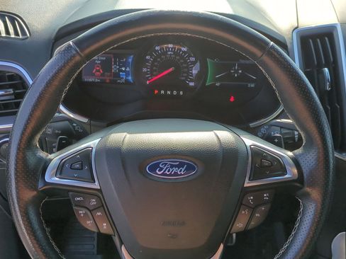 Used 2019 Ford Edge ST w/ Convenience Package image 18