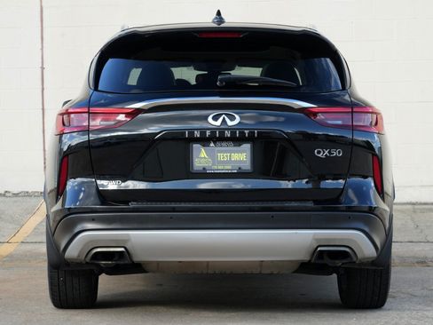Used 2020 INFINITI QX50 Essential w/ Convenience Package AWD/4WD image 10