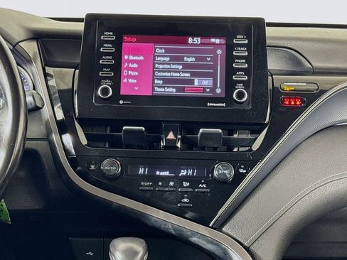 Used 2023 Toyota Camry SE FWD image 10