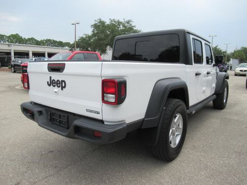 Used 2020 Jeep Gladiator Sport w/ Quick Order Package 24S AWD/4WD image 7