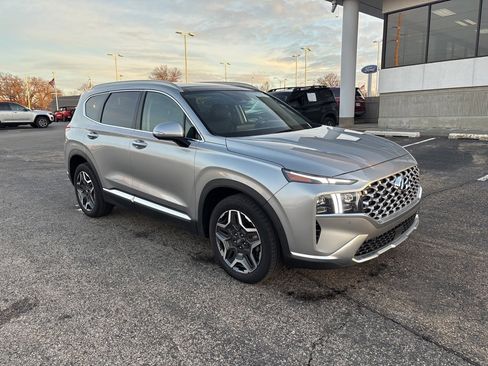 Used 2023 Hyundai Santa Fe Limited image 1