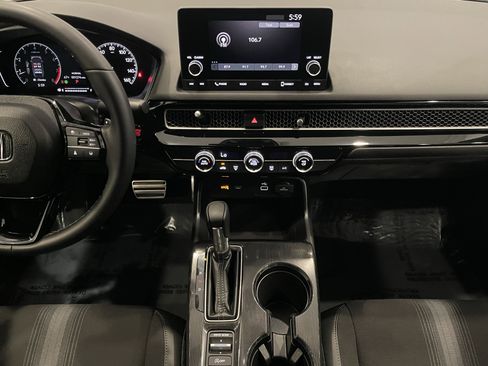 Used 2022 Honda Civic Sport image 17