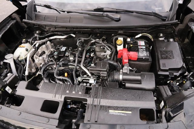 Certified 2026 Nissan Kicks SR w/ SR Premium Package AWD/4WD image 33