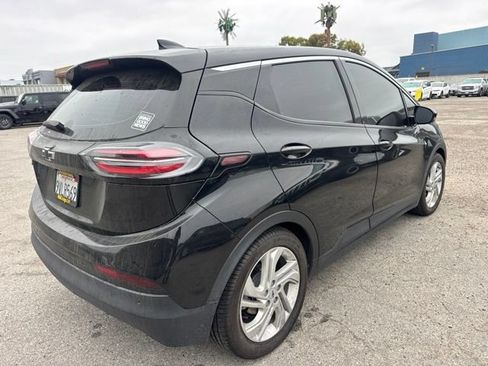 Used 2023 Chevrolet Bolt LT w/ Driver Confidence Package FWD image 5