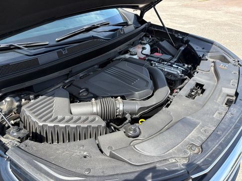 Used 2025 Chevrolet Traverse LT FWD image 26
