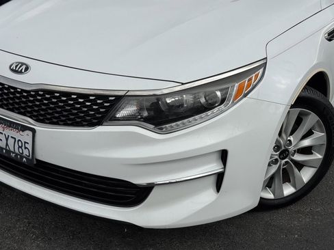 Used 2018 Kia Optima EX FWD image 3