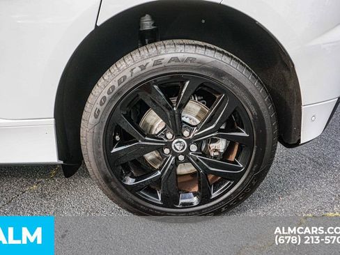 Used 2024 Jaguar I-PACE R-Dynamic HSE image 17