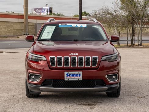 Used 2019 Jeep Cherokee Limited image 2