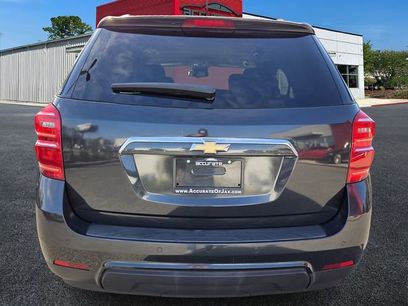 Used 2017 Chevrolet Equinox LT w/ Convenience Package