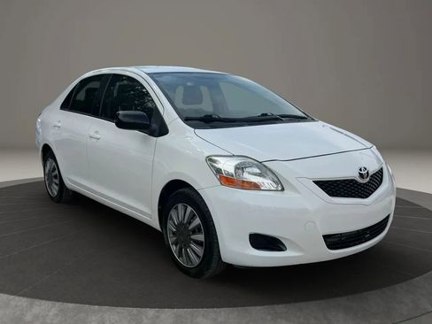Used 2011 Toyota Yaris Sedan w/ Convenience Pkg FWD image 3