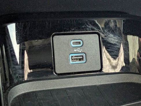 Certified 2022 Ford Mustang Mach-E Premium image 23