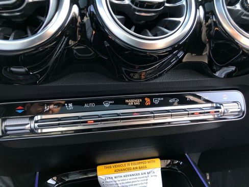 New 2026 Mercedes-Benz GLB 250 4MATIC image 27