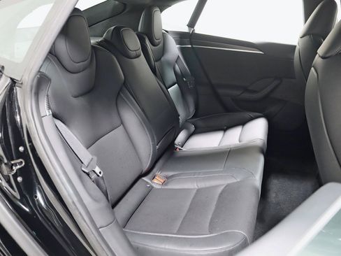 Used 2022 Tesla Model S Plaid image 33