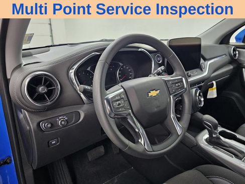 Used 2026 Chevrolet Blazer LT FWD image 11