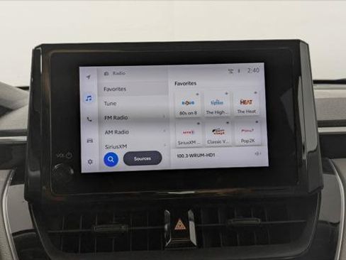 Used 2024 Toyota Corolla Cross L FWD image 33