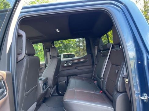 Used 2024 GMC Sierra 1500 Denali w/ Technology Package AWD/4WD image 7