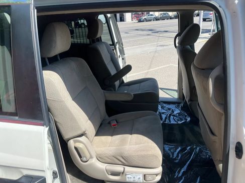 Used 2016 Honda Odyssey LX image 11