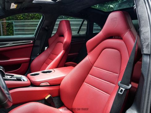 Used 2023 Porsche Panamera GTS AWD/4WD image 38