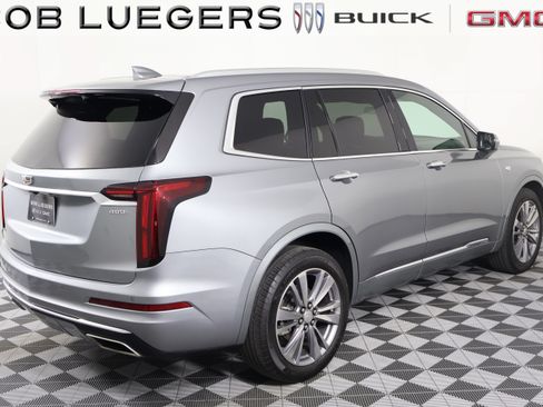 Certified 2025 Cadillac XT6 Premium Luxury FWD image 6