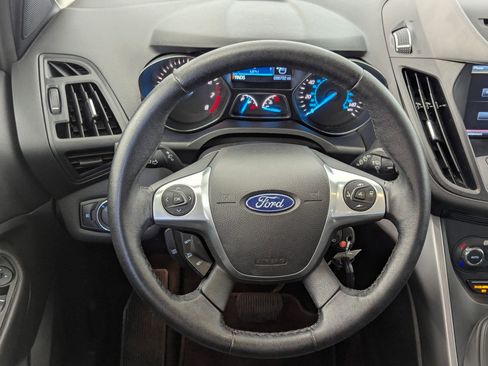 Used 2015 Ford Escape SE w/ Equipment Group 201A image 16
