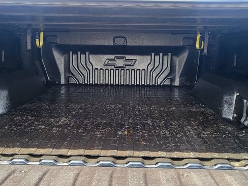 Used 2021 Chevrolet Silverado 1500 Custom Trail Boss w/ LPO, Dark Essentials Package AWD/4WD image 13