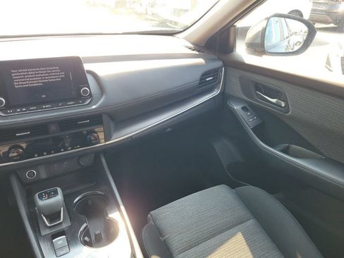 Used 2023 Nissan Rogue SV AWD/4WD image 14