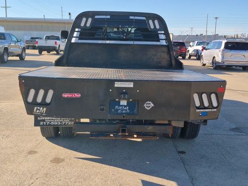 Used 2022 RAM 3500 Tradesman w/ Chrome Appearance Group image 6