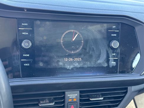 Used 2020 Volkswagen Jetta SEL image 28